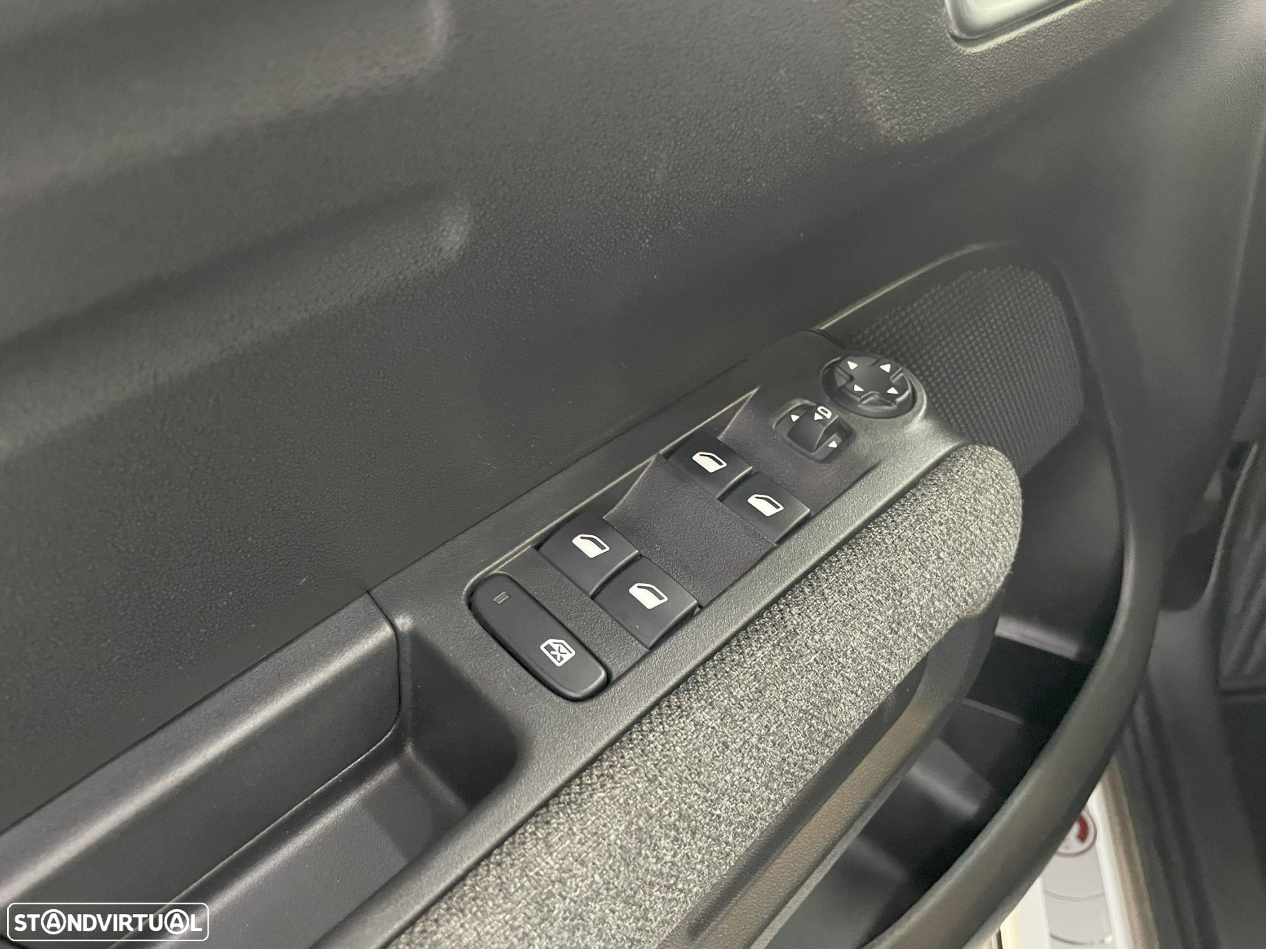 Citroën C3 Aircross 1.5 BlueHDi C-Series S&S - 27