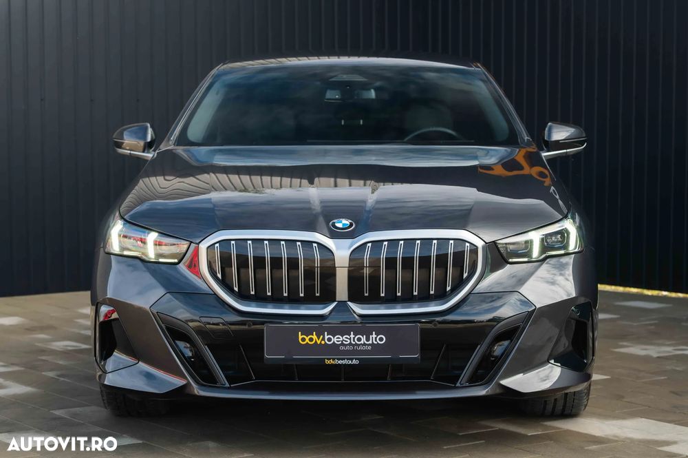 BMW Seria 5 520i AT MHEV - 4
