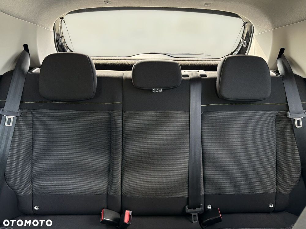 Citroën C3 1.2 PureTech Max EAT6 - 33