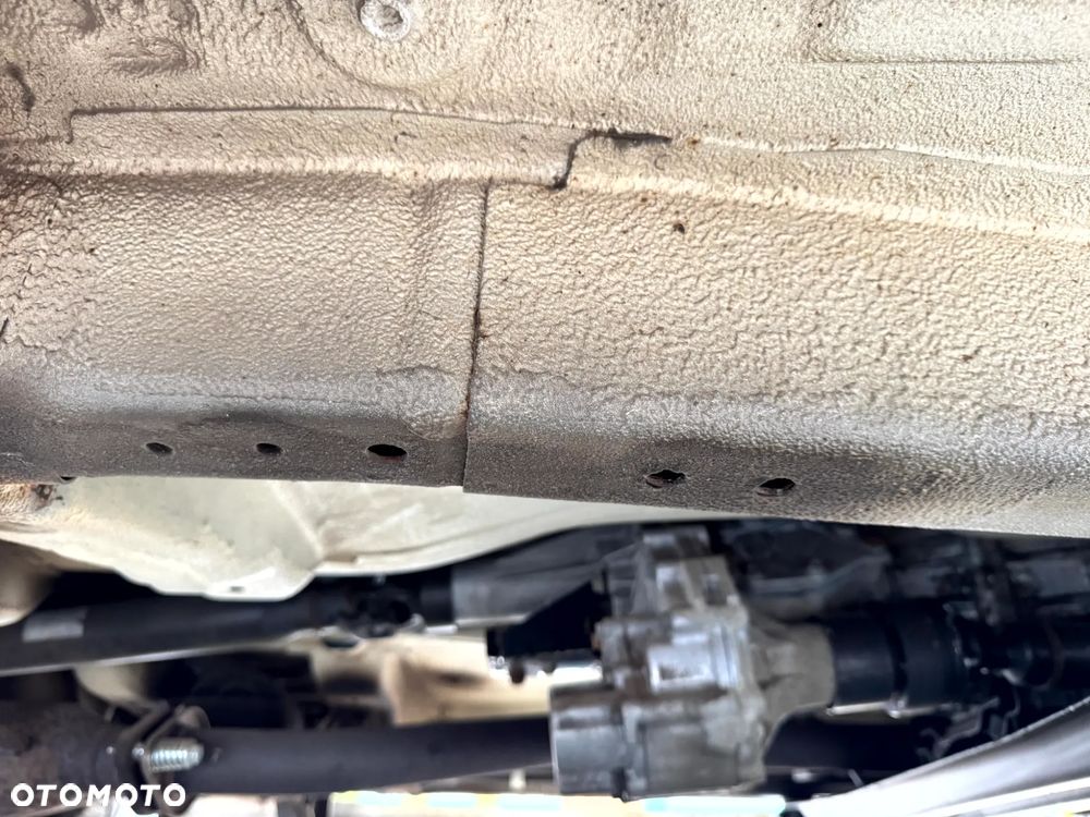 Suzuki Grand Vitara 1.6 Black&White - 13