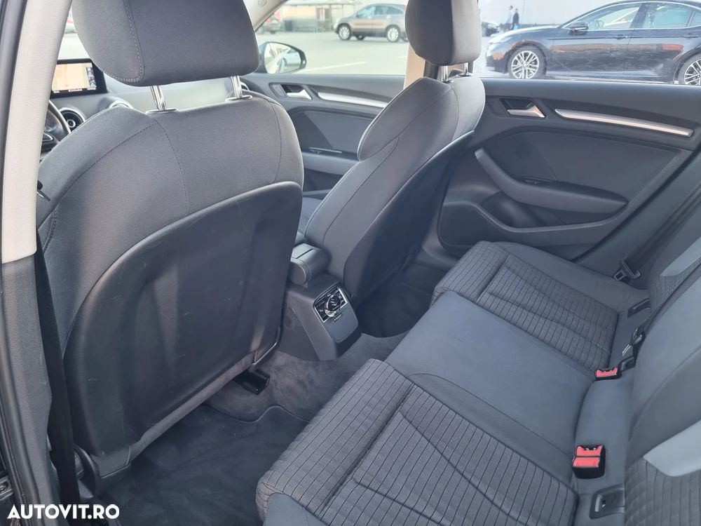Audi A3 2.0 TDI Sportback (clean diesel) S tronic Ambition - 19