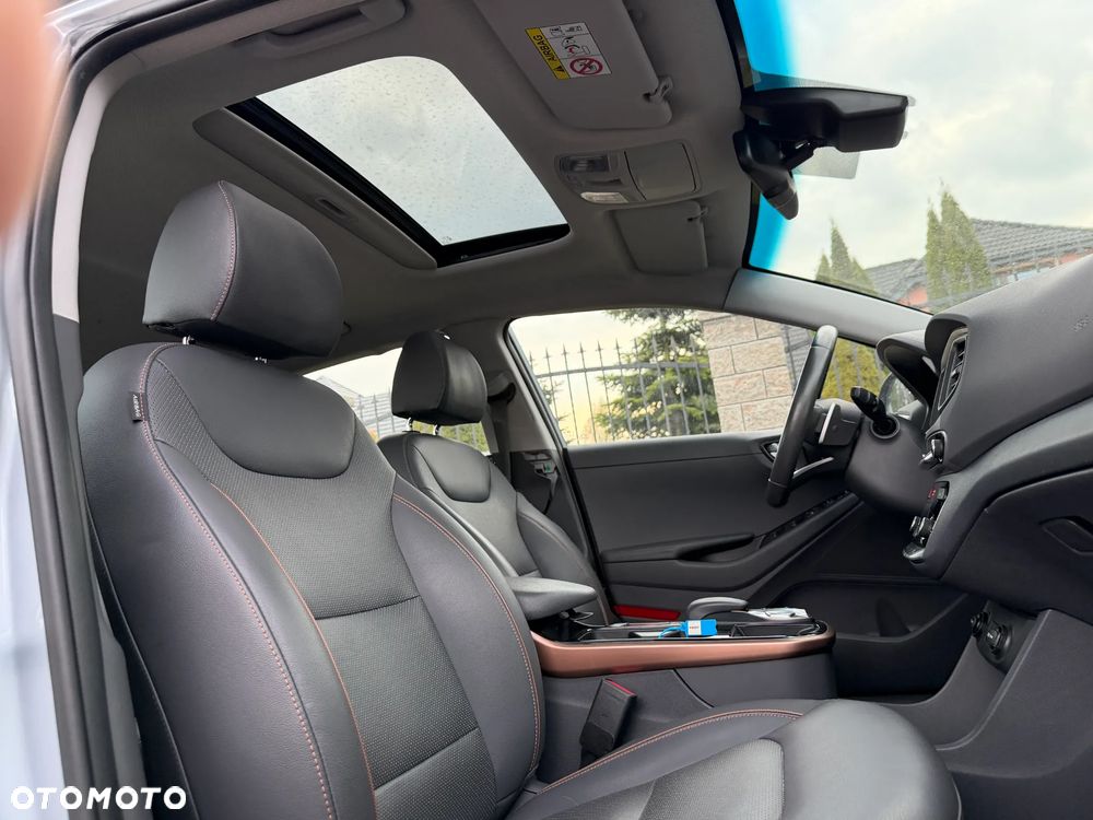 Hyundai IONIQ Premium - 4