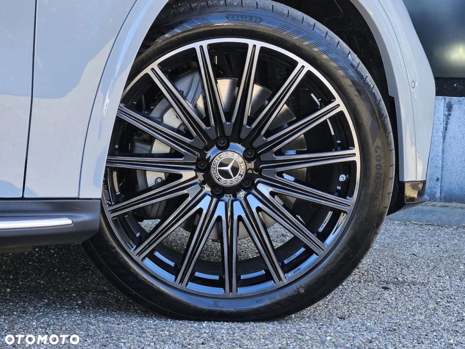 Mercedes-Benz GLC - 8