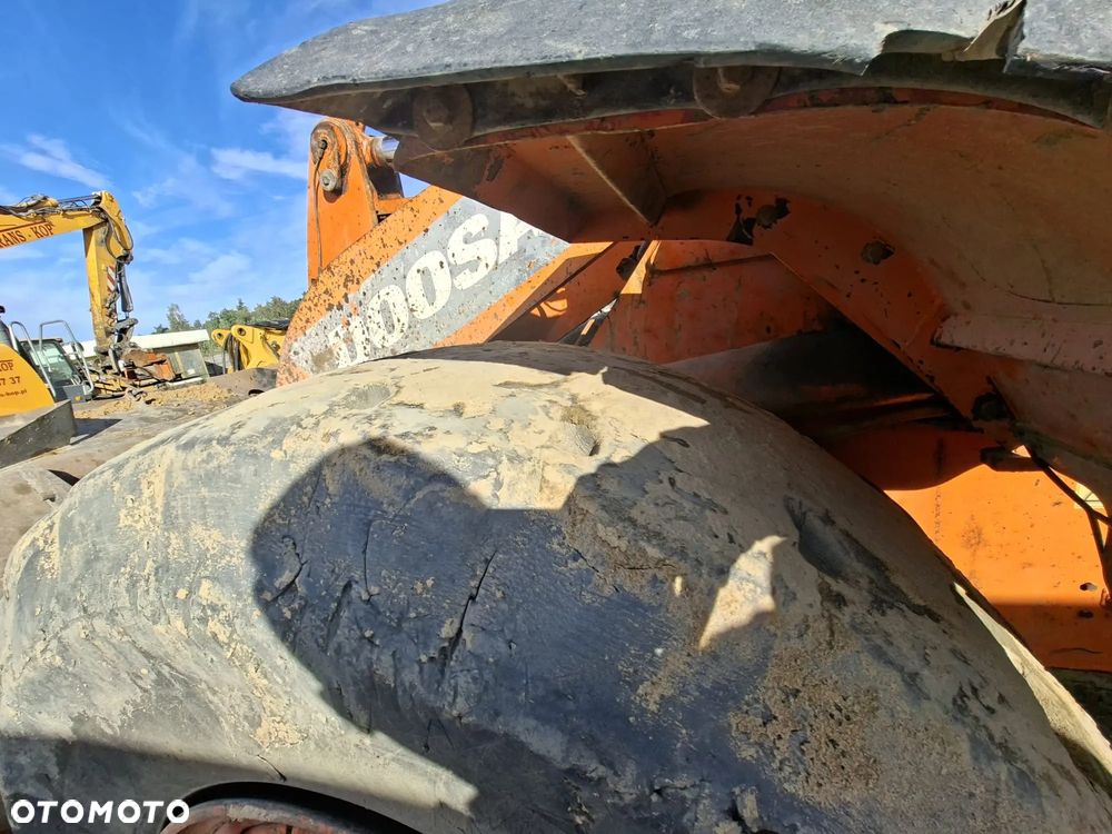 Doosan DL300 - 5