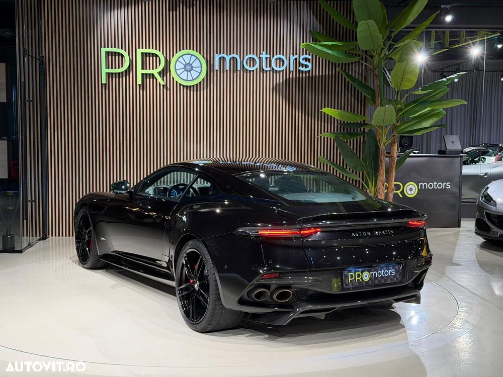 Aston Martin DBS - 8