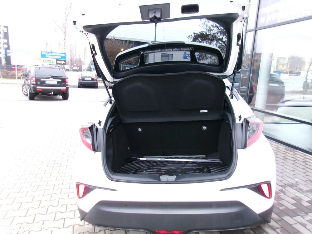 Toyota C-HR 1.8 Hybrid Prestige - 12