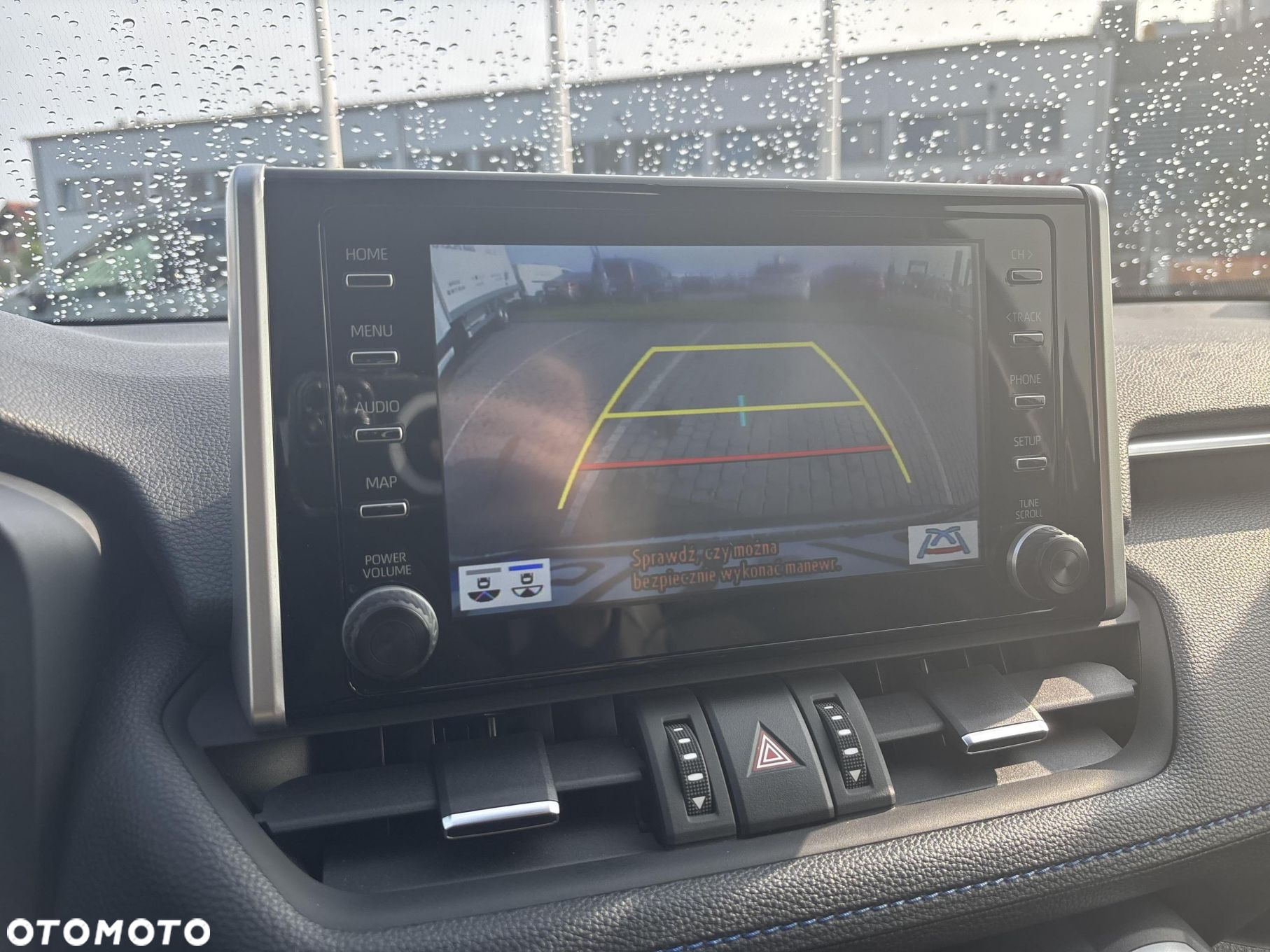 Toyota RAV4 - 26