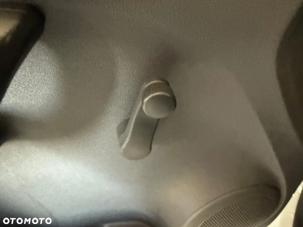 Volkswagen Caddy Long - 12