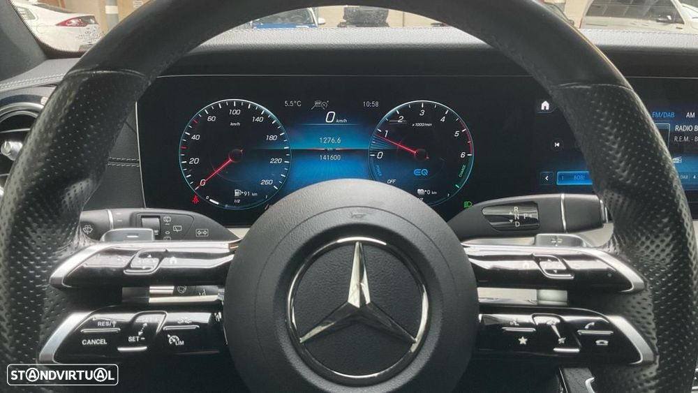 Mercedes-Benz E 300 de 4Matic 9G-TRONIC - 4