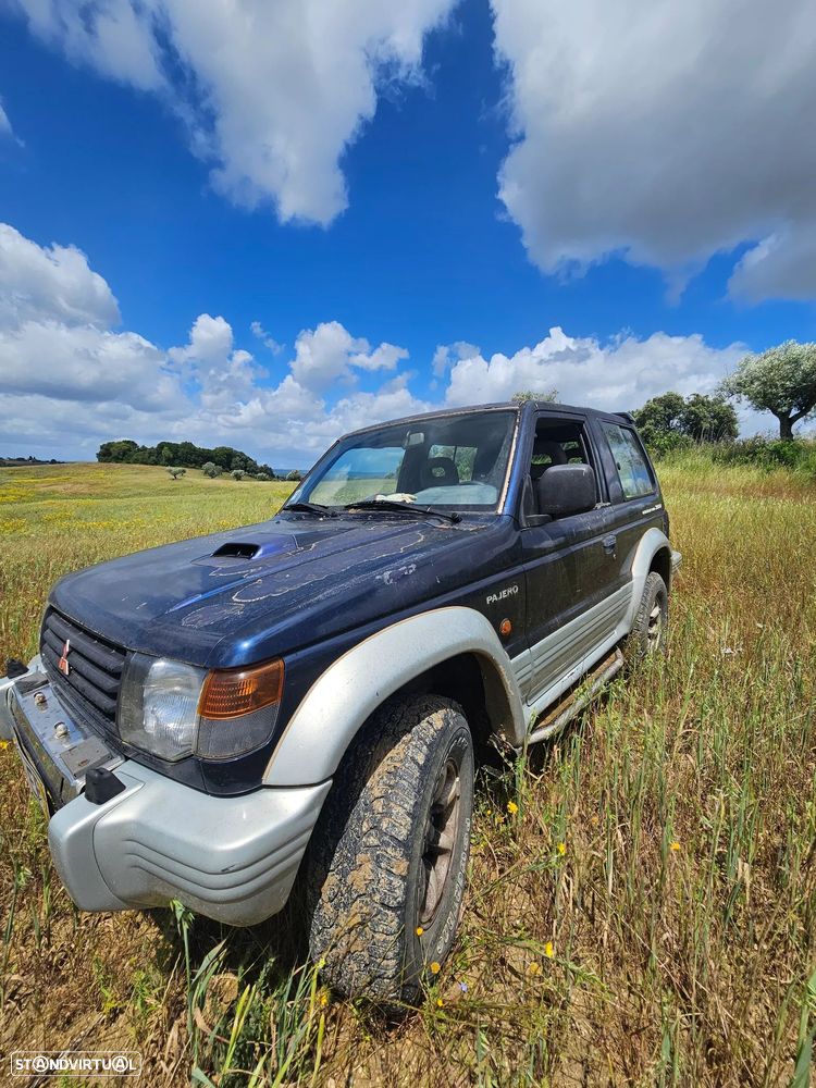 Mitsubishi Pajero 2.8 TD GLS - 2