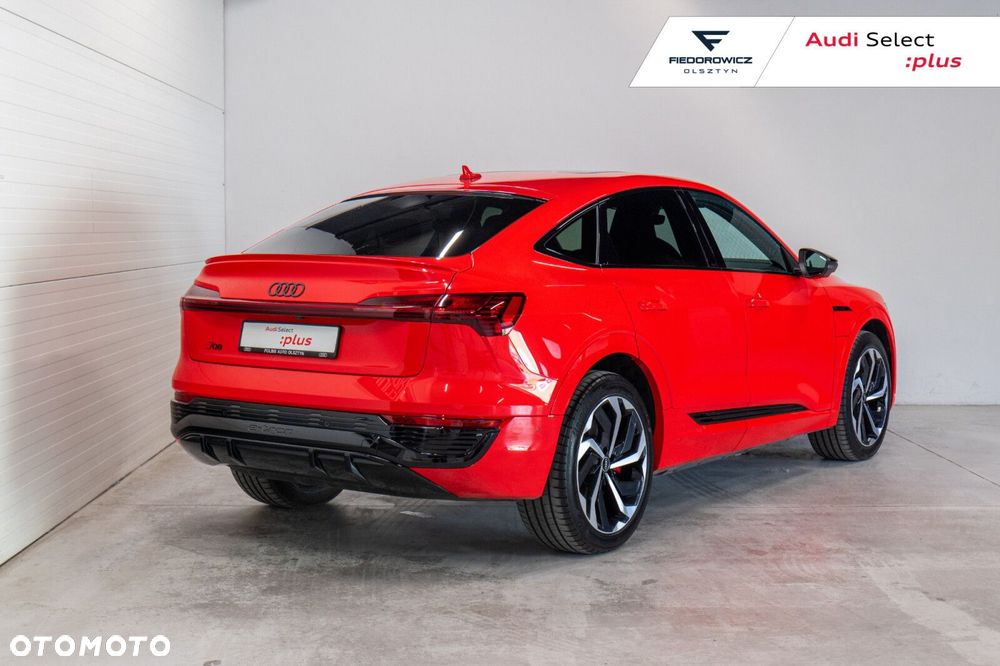 Audi Q8 Sportback e-tron - 6