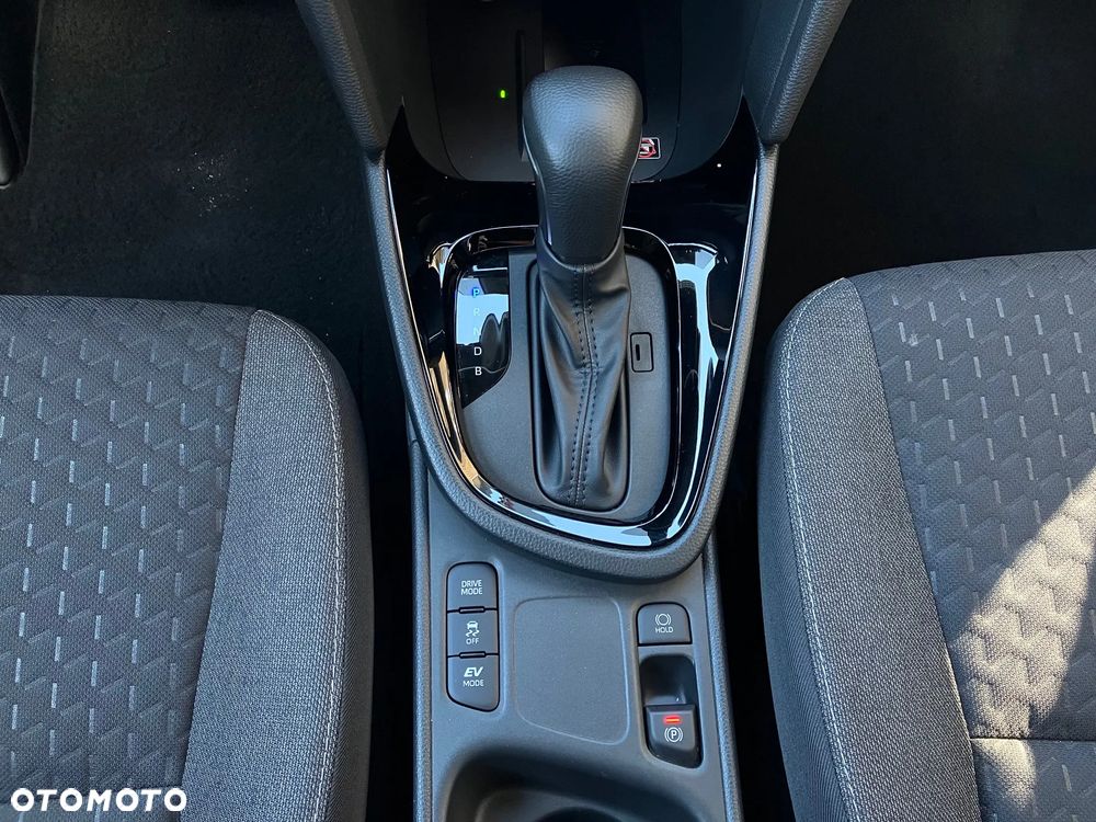 Toyota Yaris Cross Hybrid 1.5 Style - 29