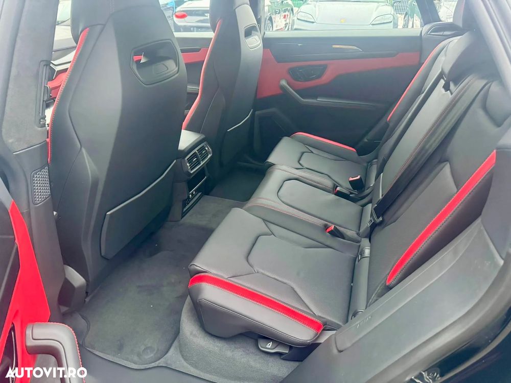 Lamborghini URUS - 10