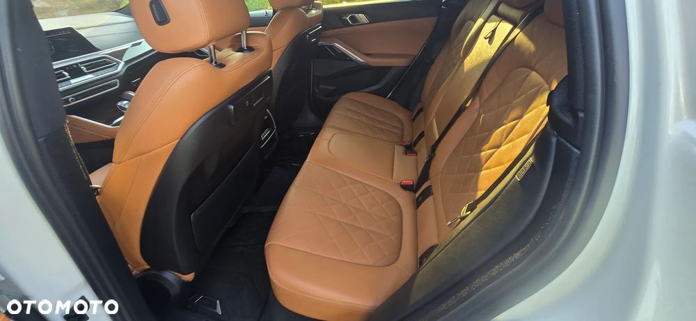 BMW X6 xDrive40i mHEV sport - 13