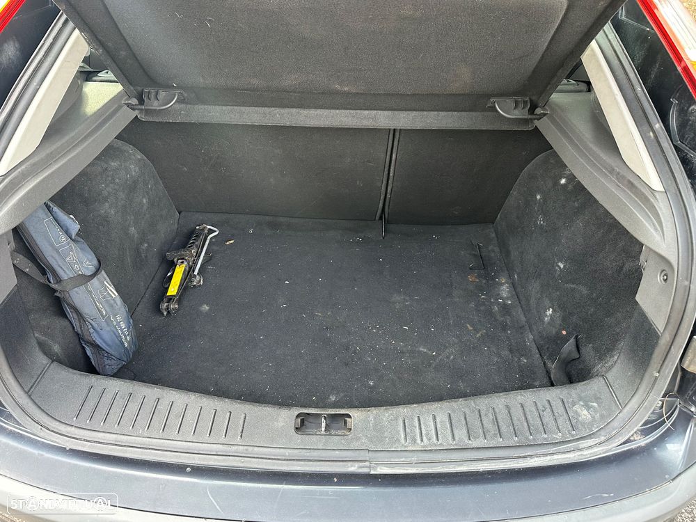 Ford Focus 1.6 TDCi Connection - 6