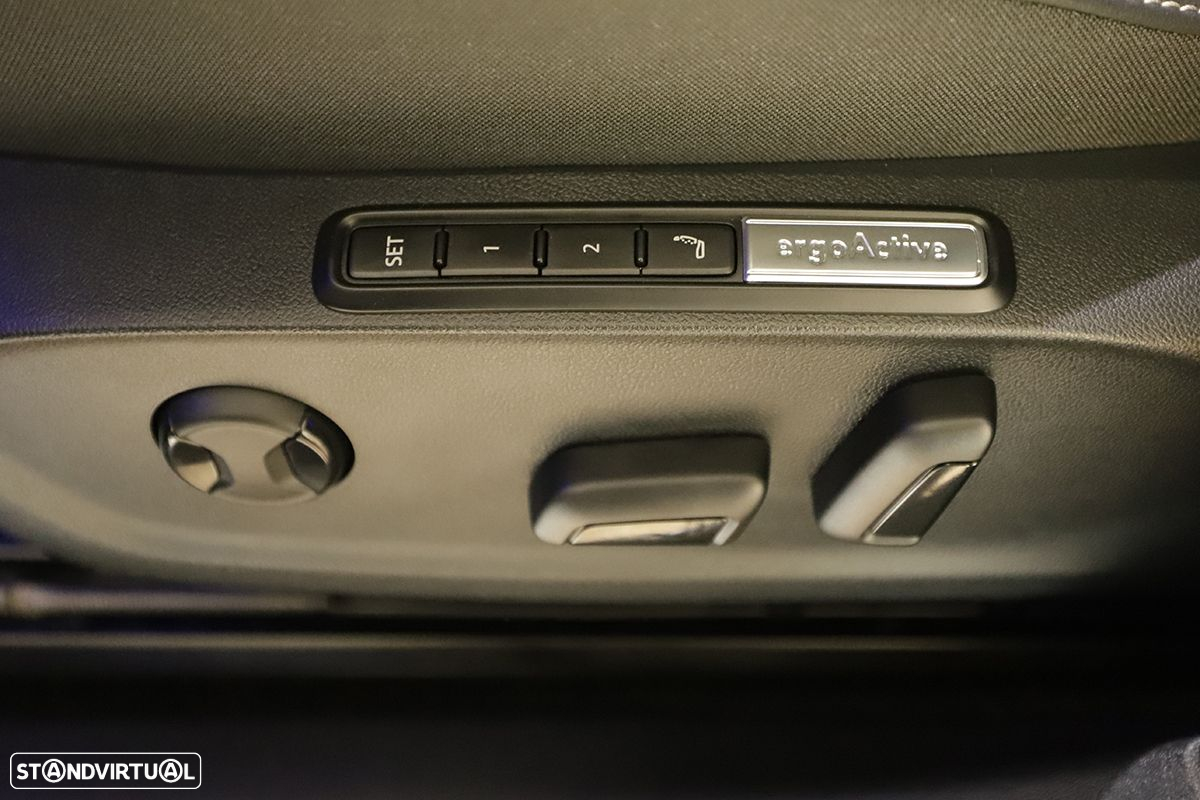 VW ID.7 77 kWh Pro - 24