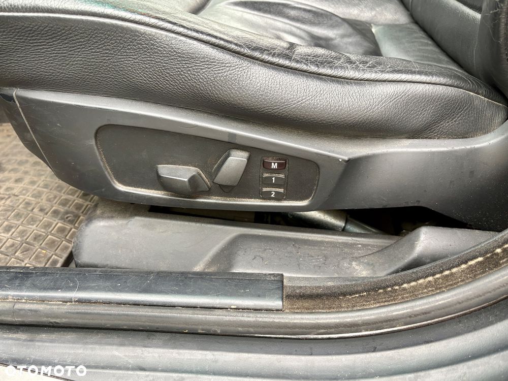 BMW Seria 5 525d - 16