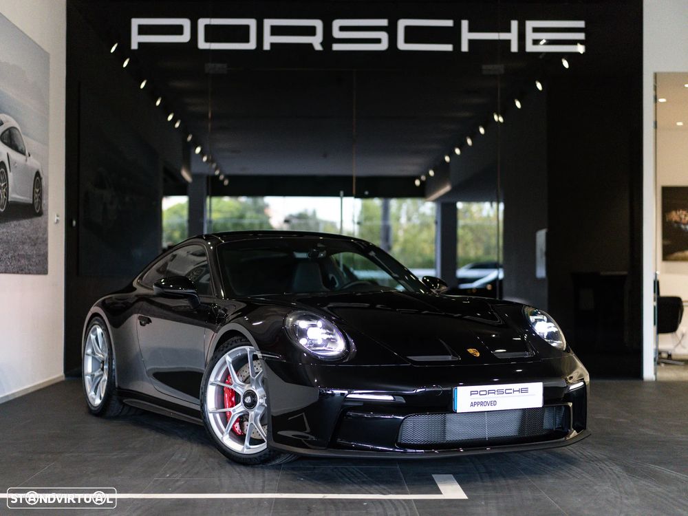 Porsche 911 (992) - 2