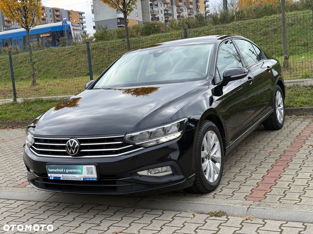 Volkswagen Passat - 13