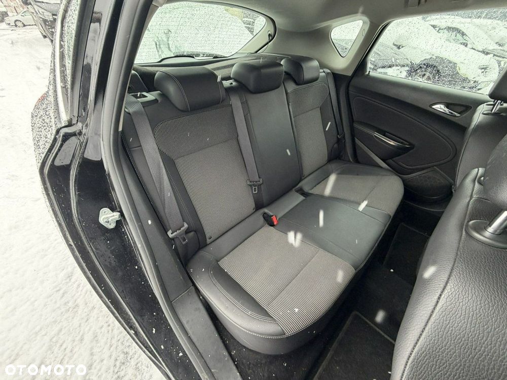 Opel Astra 1.7 CDTI - 22