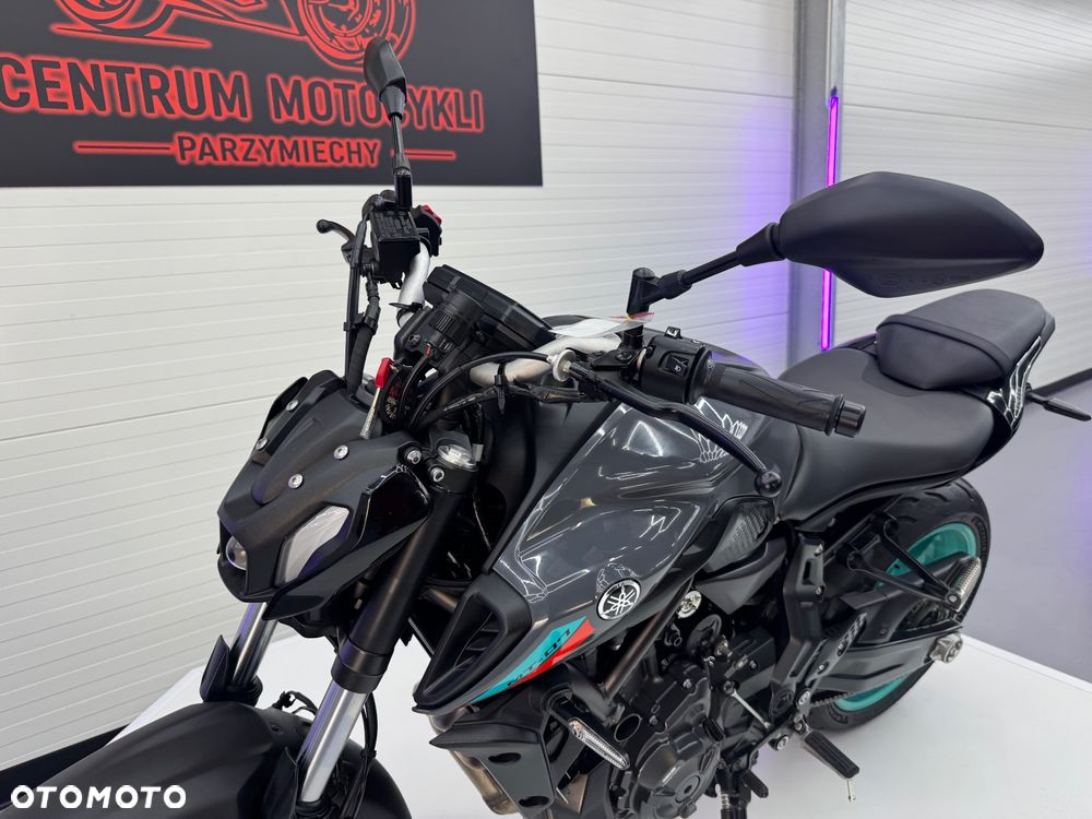 Yamaha MT - 32