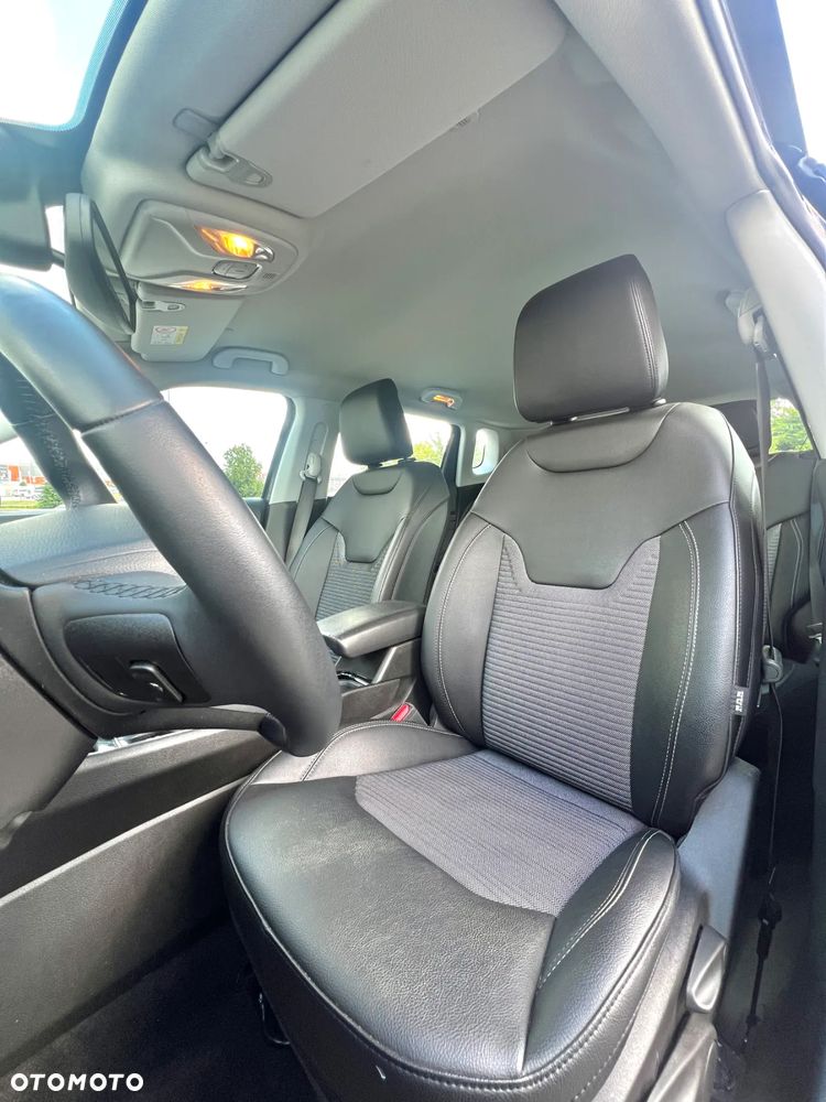 Jeep Compass ver-1-5-t4-mhev-altitude-fwd-s-s-dct - 6