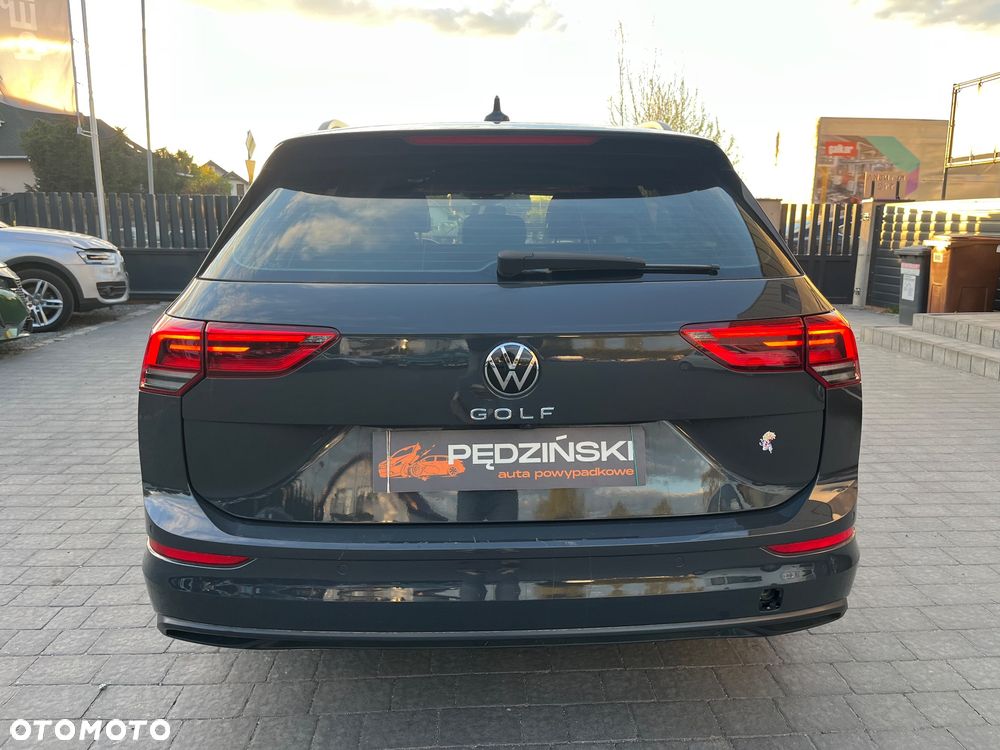 Volkswagen Golf - 5
