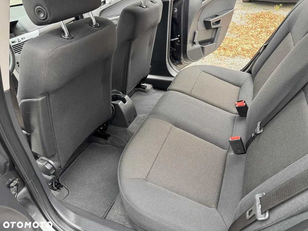 Opel Astra - 21