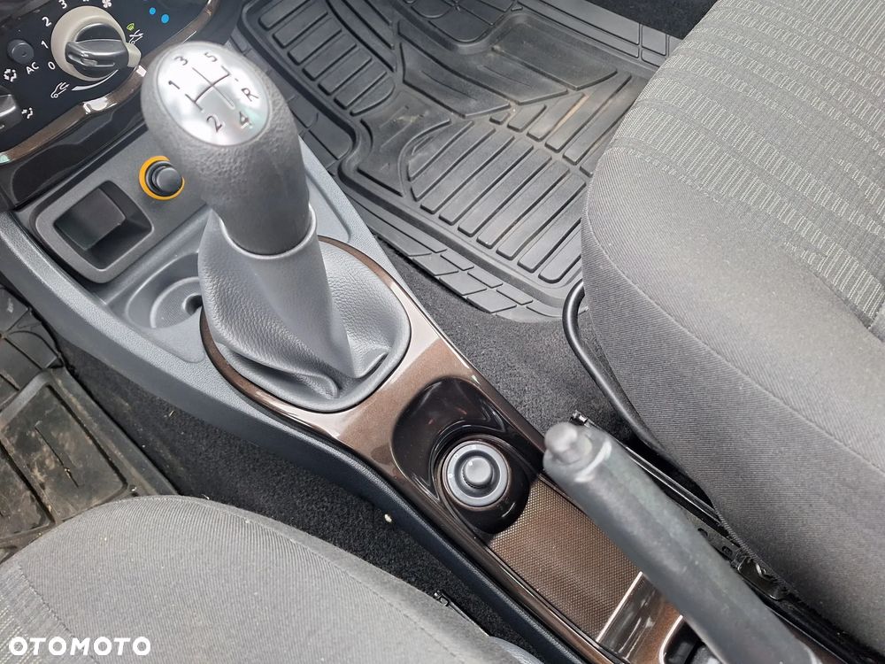 Dacia Duster 1.5 dCi Ambiance - 11