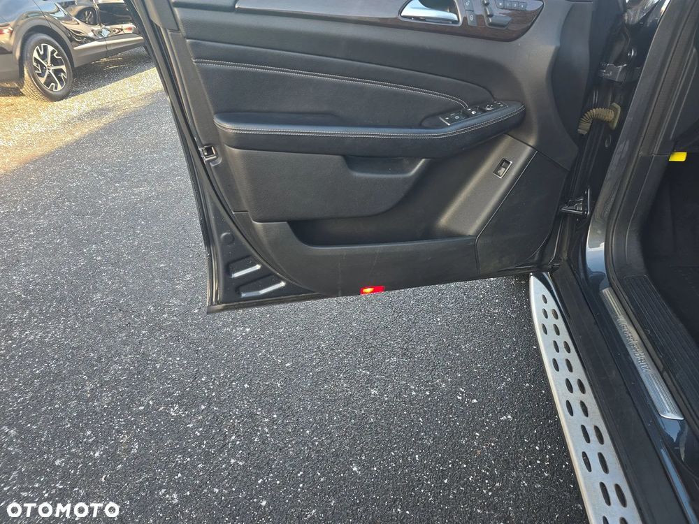 Mercedes-Benz ML 350 4MATIC (BlueEFFICIENCY) 7G-TRONIC - 14