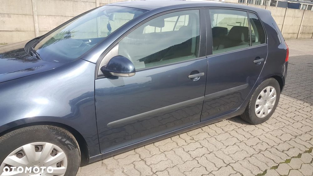 VW Golf V 5 drzwi lewe prawe zderzak lusterko lampy przód tył klapa półka części - 1