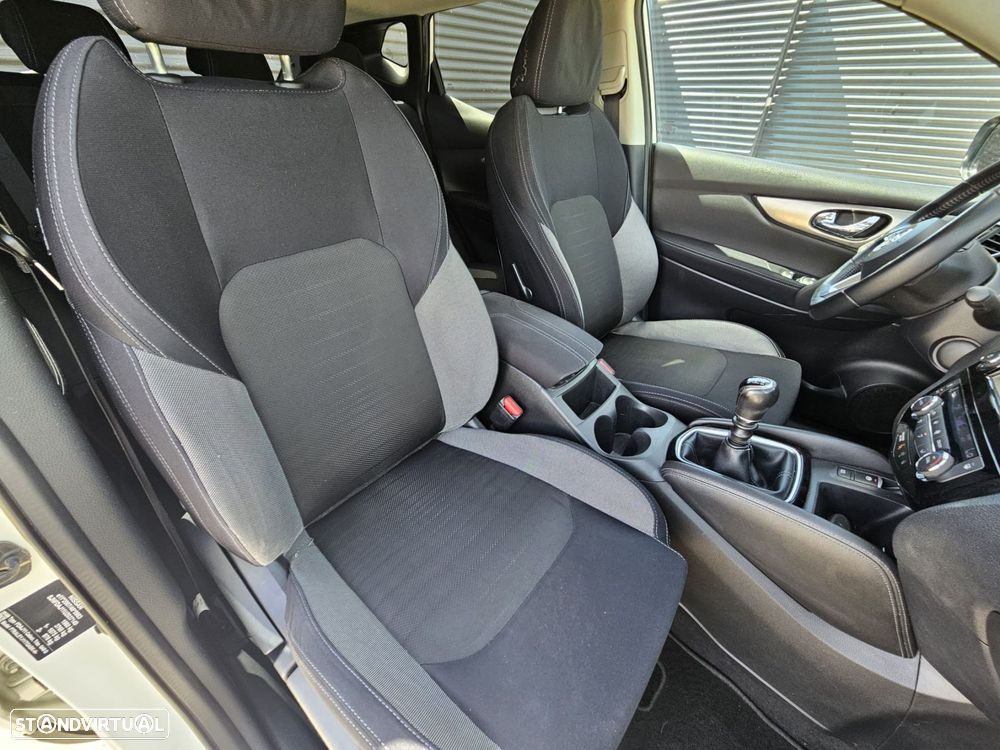 Nissan Qashqai 1.6 dCi N-Connecta 18 RS+PS - 22