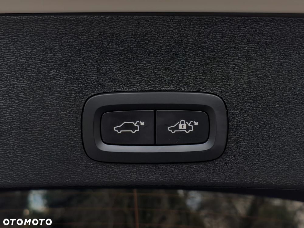 Volvo XC 40 T5 AWD Geartronic R-Design - 14