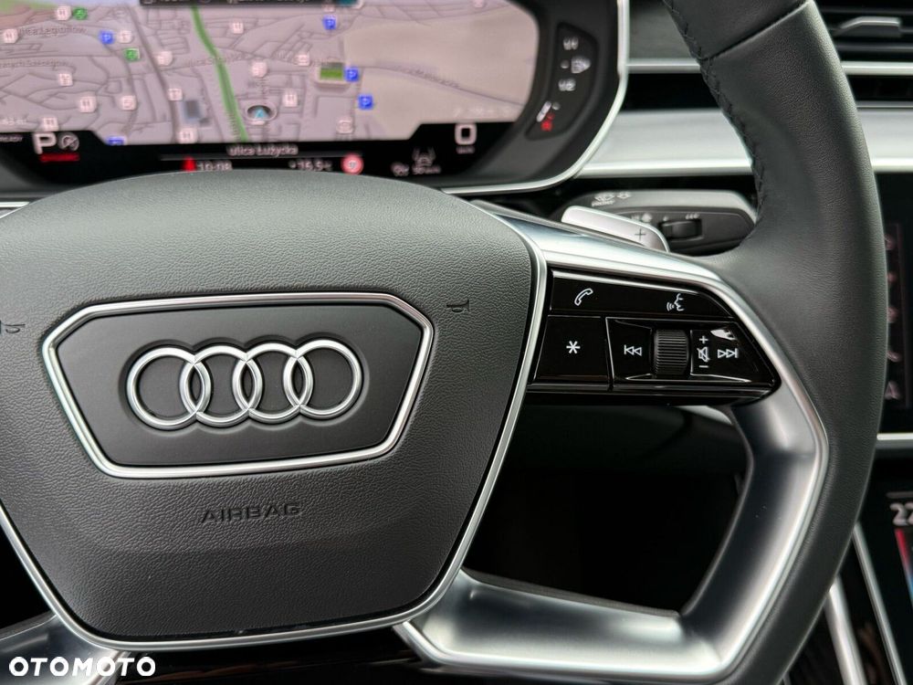 Audi A8 - 24