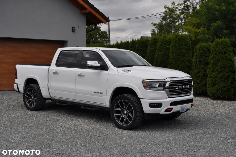 RAM 1500 5.7 Crew Cab Laramie - 2