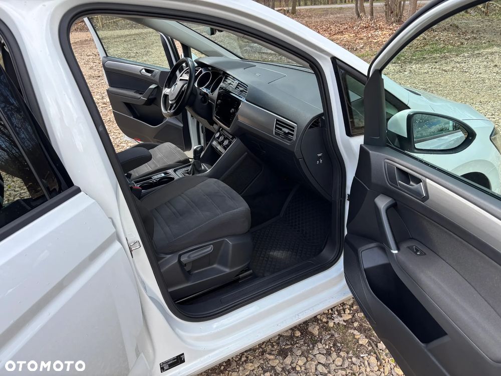 Volkswagen Touran 1.5 TSI EVO Comfortline DSG - 16