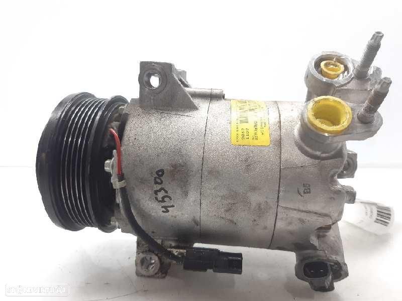 COMPRESSOR DE AR CONDICIONADO FORD FOCUS - 1