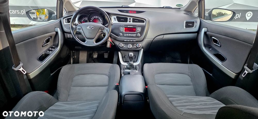 Kia Ceed 1.6 CRDi 128 Vision - 8