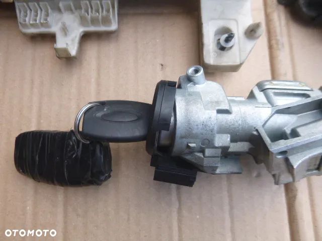 ZESTAW STARTOWY KOMPUTER STACYJKA IMMOBILIZER FORD FOCUS MK2 1.6 TDCI - 17