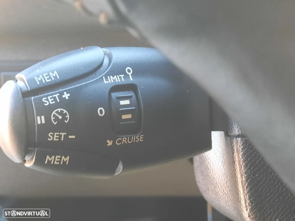 Peugeot 308 SW 1.6 BlueHDi Allure - 25