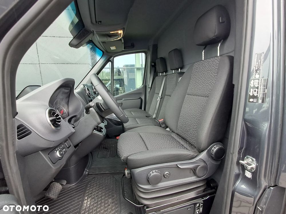 Mercedes-Benz Sprinter 319 CDI Podwozie 4325 mm - Kontener 8 EP - 23