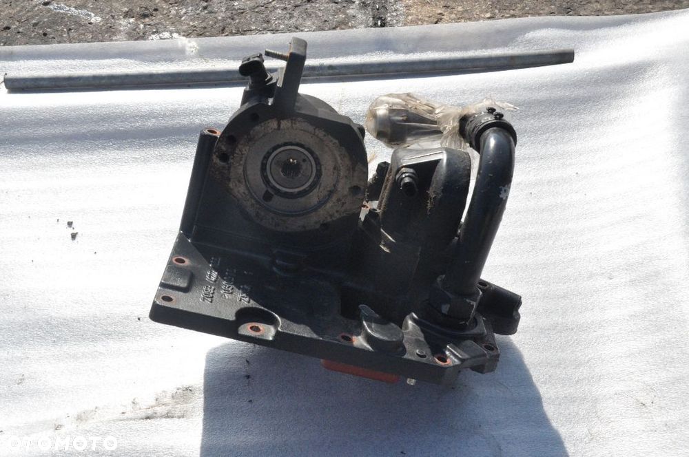 POMPA HYDRAULICZNA OBUDOWA DEUTZ FAHR SAME 6175.4C - 2