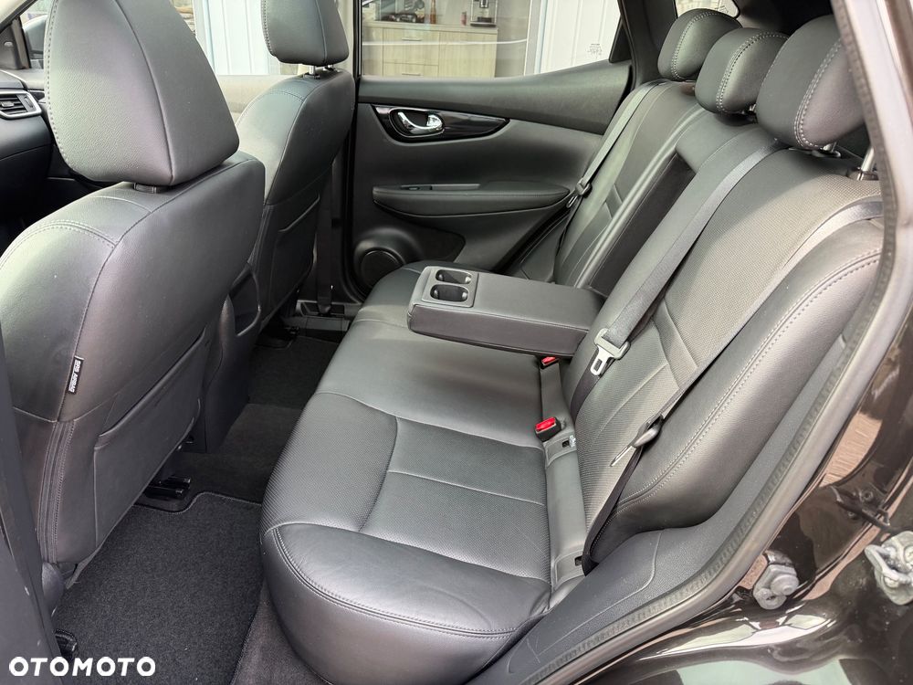 Nissan Qashqai 1.6 DCi Xtronic TEKNA - 14