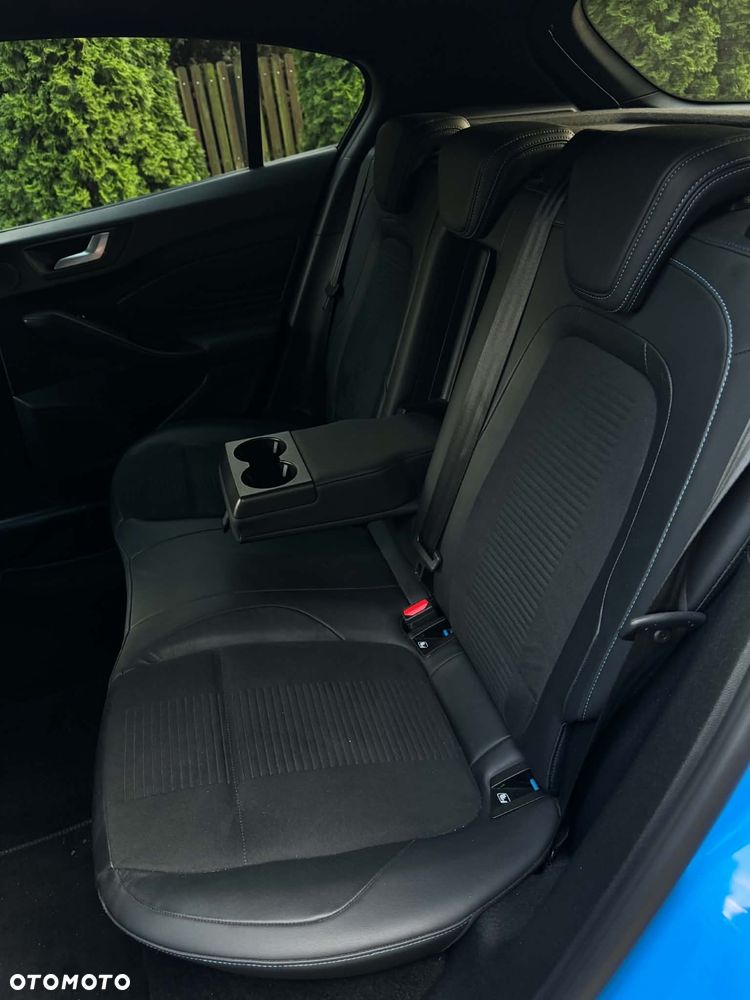 Ford Focus 2.3 EcoBoost ST Edition - 16