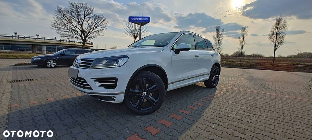 Volkswagen Touareg 3.0 V6 TDI BMT Perfectline R-Style - 3
