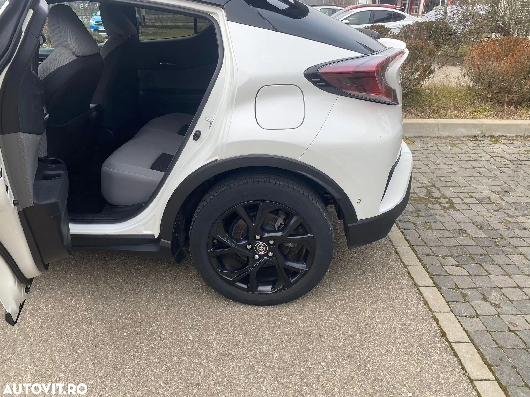 Toyota C-HR 1.2 Turbo 4x4 CVT C-ult LED - 12