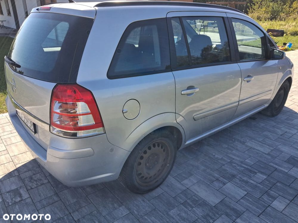 Opel Zafira - 5
