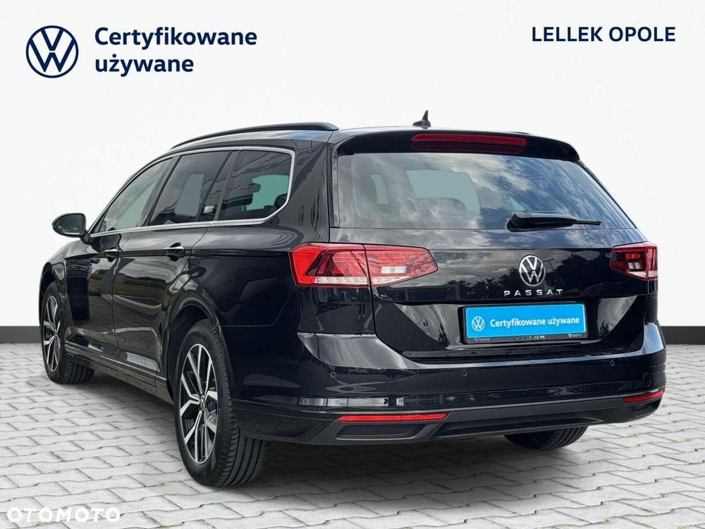 Volkswagen Passat Variant 2.0 TDI SCR Elegance DSG - 8