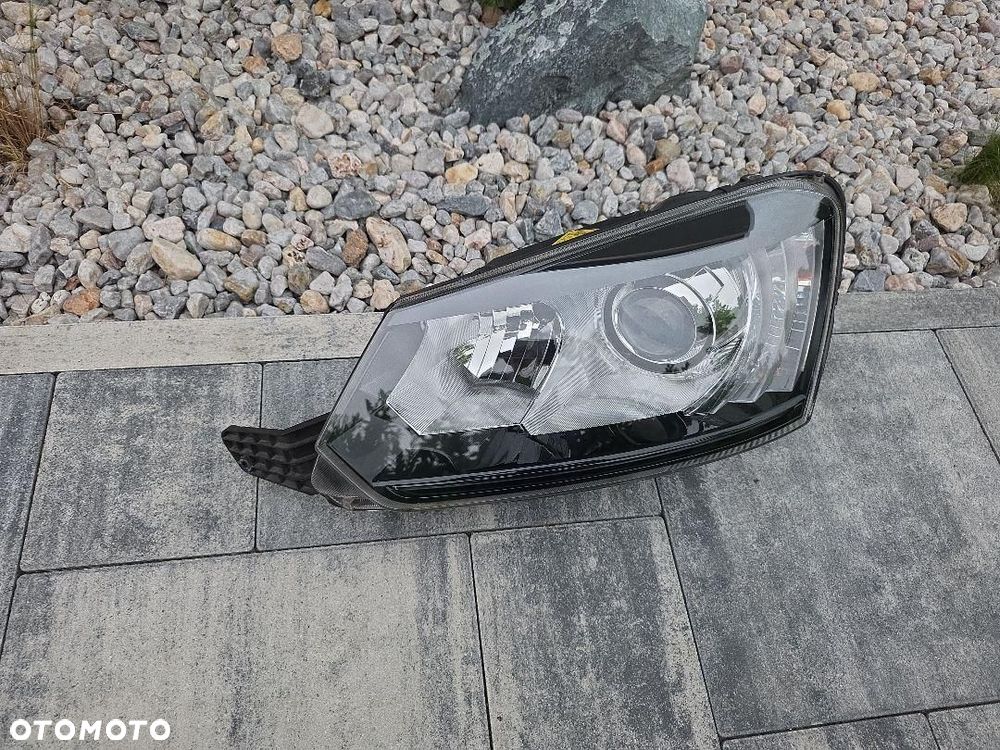 SKODA YETI 5L1 LIFT Lampa lewa przód Bi-Xenon Dynamic Led 5L1941015C 12-17 - 2