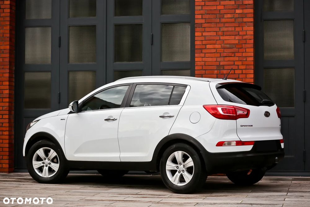 Kia Sportage 2.0 CRDI 4WD Automatik Spirit - 11